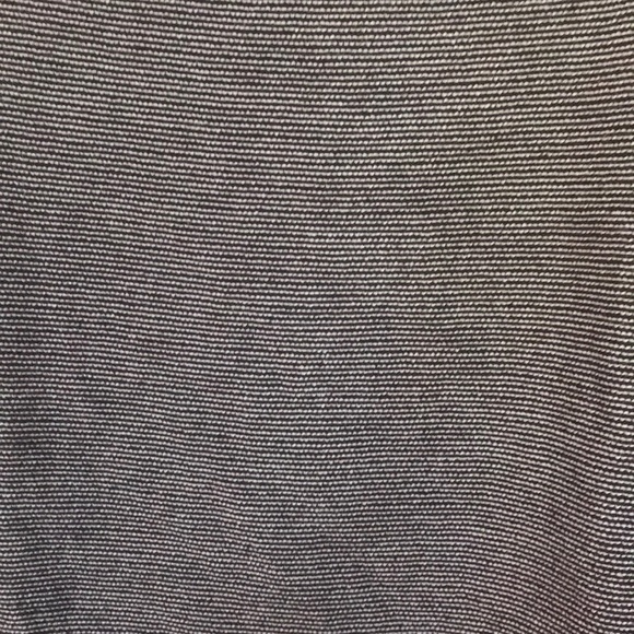 St John Collection knitted skirt - Picture 2 of 4